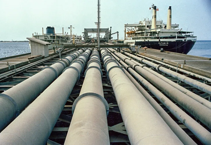 US military hits 3 Iranian oil tankers